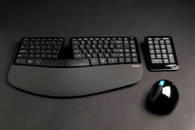Si vous aimez l'ergonomie, essayez le clavier ergonomique Microsoft Sculpt