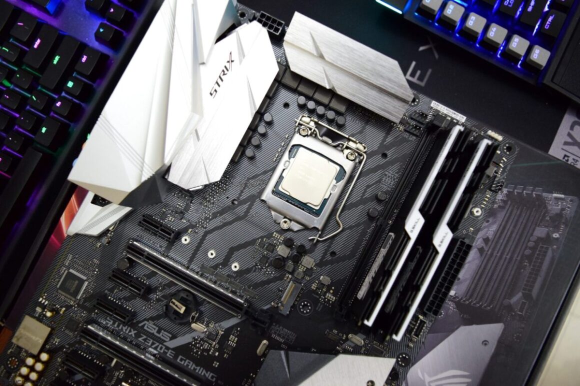 carte mere i7 9700K
