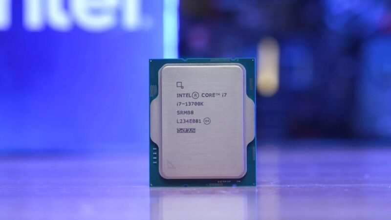 Quelle carte mere pour Intel i7 13700K