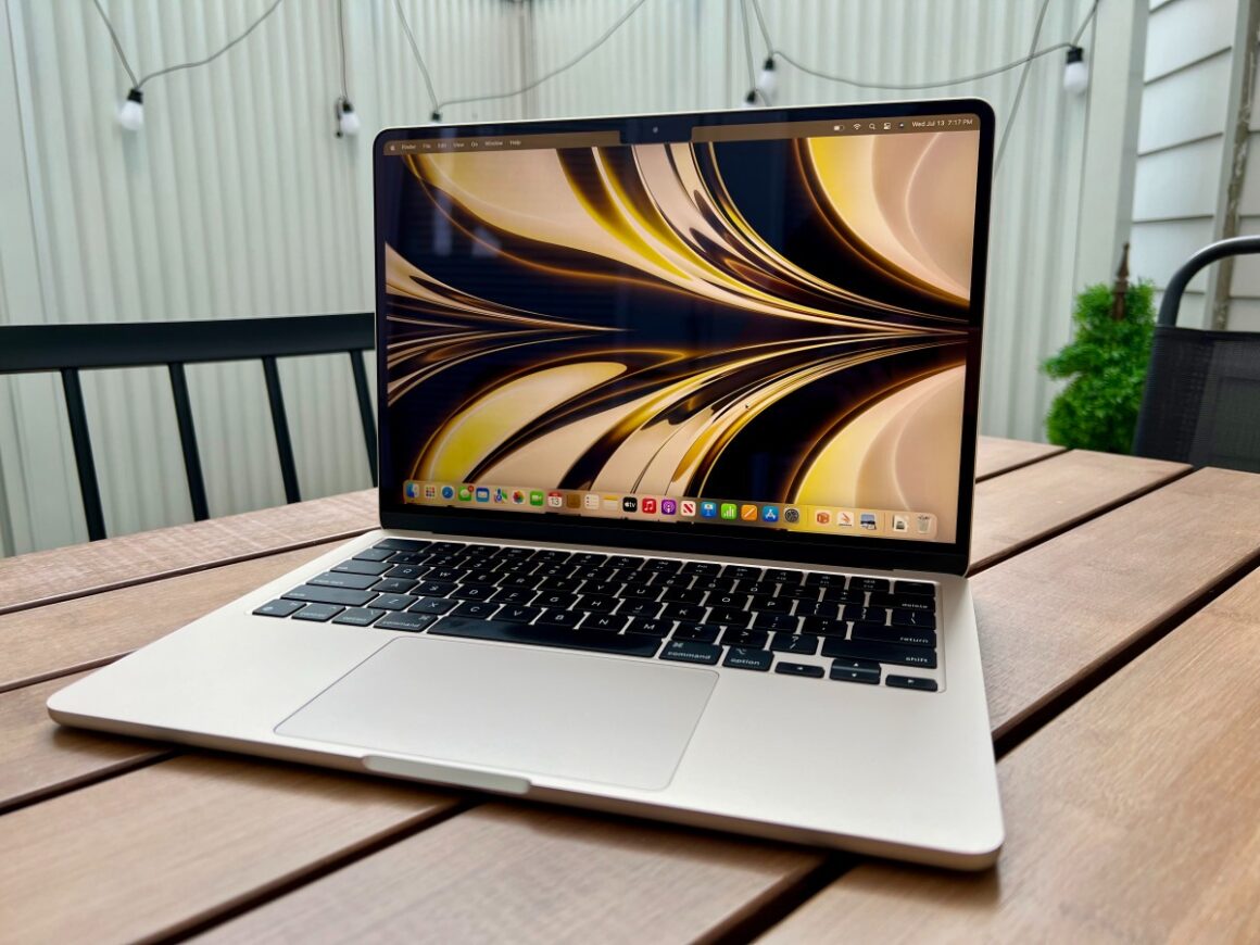 Apple MacBook Air 13 M2